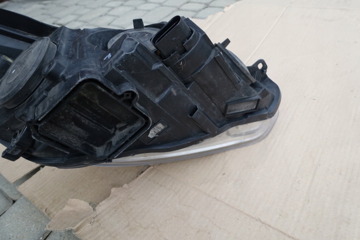 FORD FOCUS MK3 LIFT PHARE AVANT GAUCHE F1EB-13W030-AFB