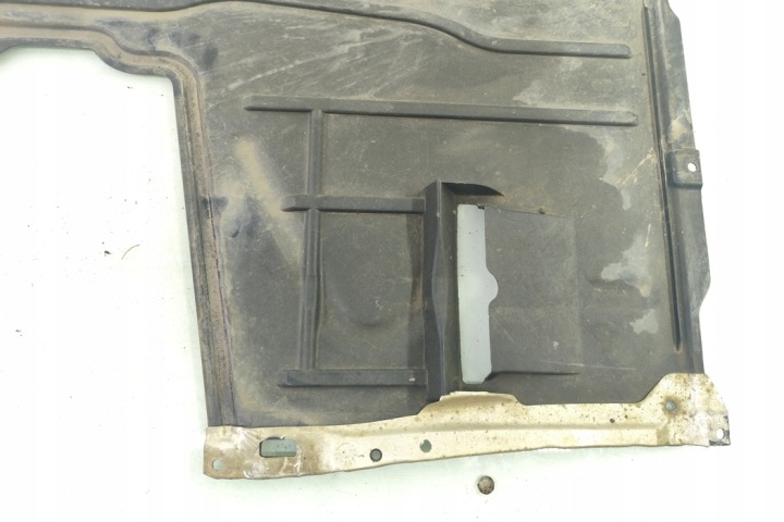 GAUCHE PROTECTION CHÂSSIS BMW 3 (F30, F80) 7241829 2.0L GASOLINE 180KW 2012