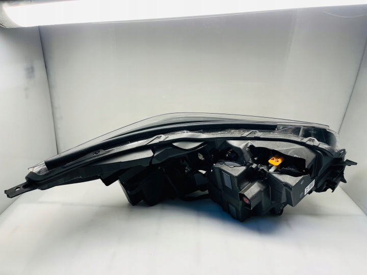 PROJECTEUR AVANT CÔTÉ GAUCHE SUBARU OUTBACK (BT) 2Z0X5
