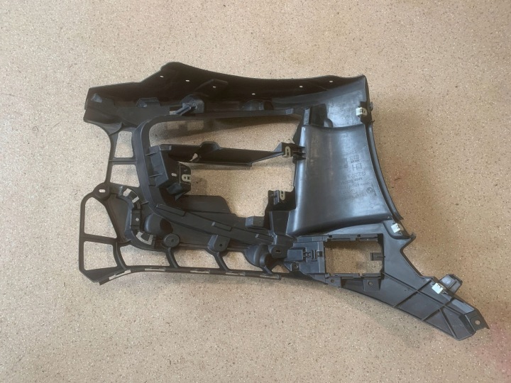 GLISSIÈRE PARE-CHOCS AVANT AVANT CÔTÉ GAUCHE BMW 4 G22 G23 G24 G26 8076711