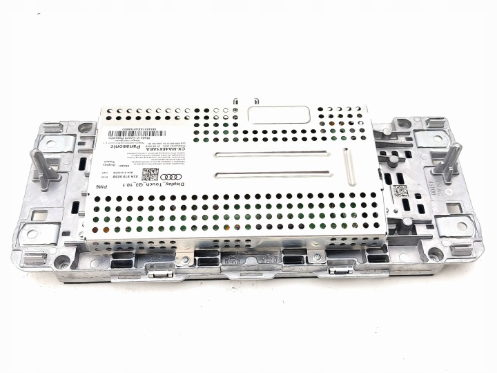 AUDI Q3 F3 MONITEUR 2019 83A919605B
