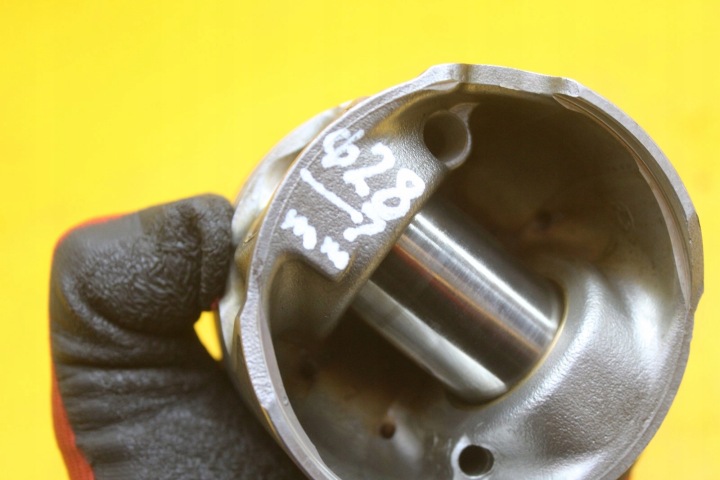 PISTON PISTONS KIA SPORTAGE II HYUNDAI 2.0 CRDI D4EA P282 EU4