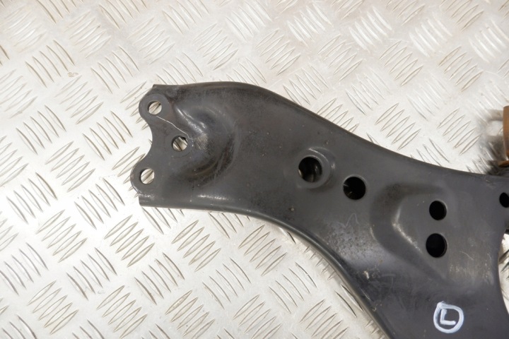 BRAS DE SUSPENSION INFÉRIEUR AVANT GAUCHE TOYOTA RAV 4 V (XA50) 4806942070 2.5L HYBRID