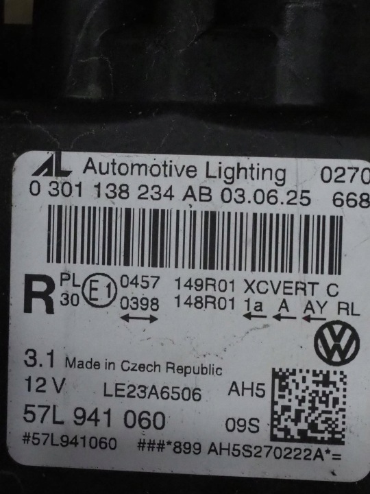 VW TAYRON II PHARE DROITE AVANT COMPLET LED 57L941060 IQ LIGHT EUROPE