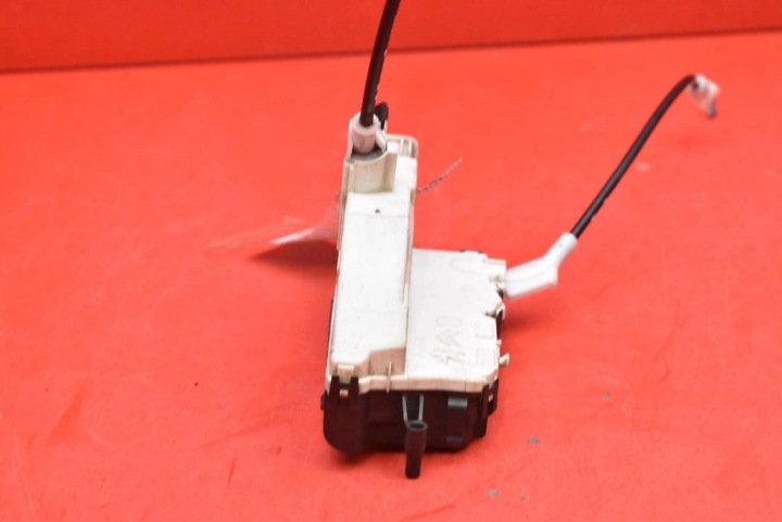 SERRURE DE PORTE DROIT AVANT AVANT EUROPE A01851 CITROEN BERLINGO 2 II LIFT 12-15