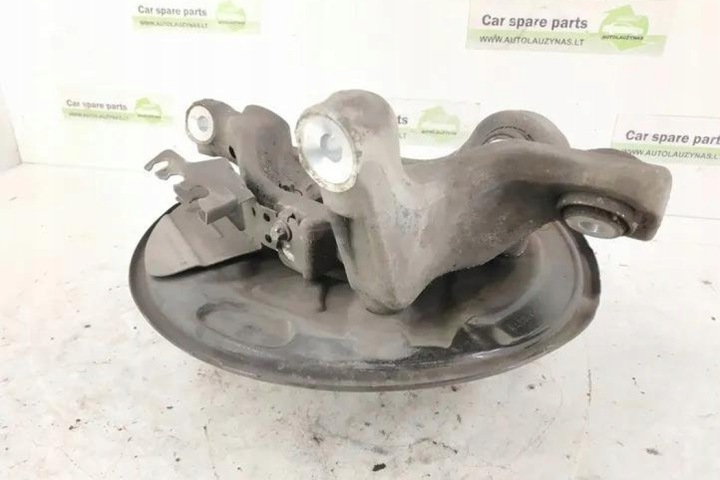 MOYEU ARRIÈRE DROIT ROUES MERCEDES-BENZ E T-MODEL (S213) 2133503205 2.99L