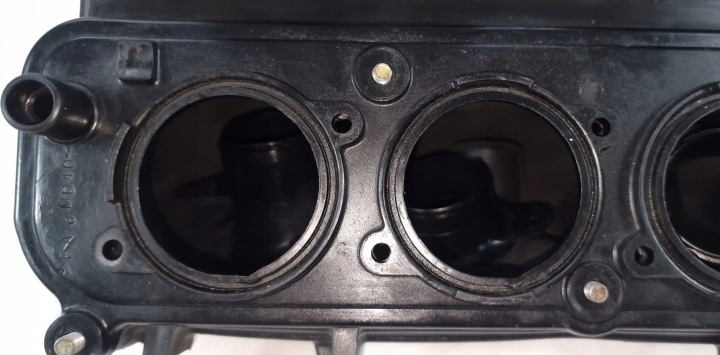 KAWASAKI ZX-6R 00-02 AIRBOX