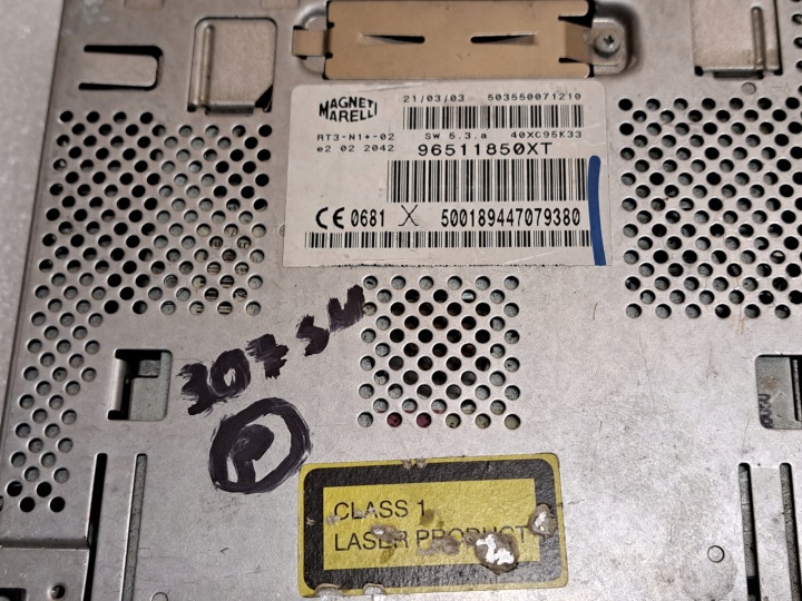 PEUGEOT 307 SW RADIO D'USINE 96511850XT