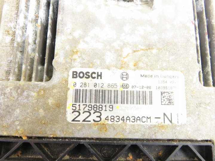 CONTRÔLEUR MOTEUR 51798819, 0281012865