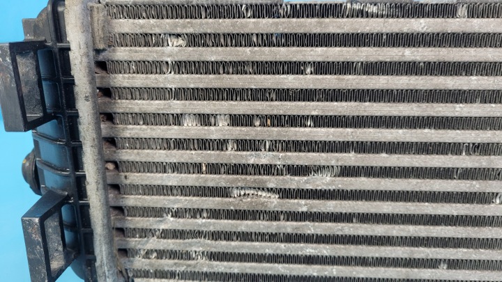 KIA RIO IV 22R 1.0 T-GDI RADIATEUR ÉCHANGEUR AIR-AIR 28270-07300