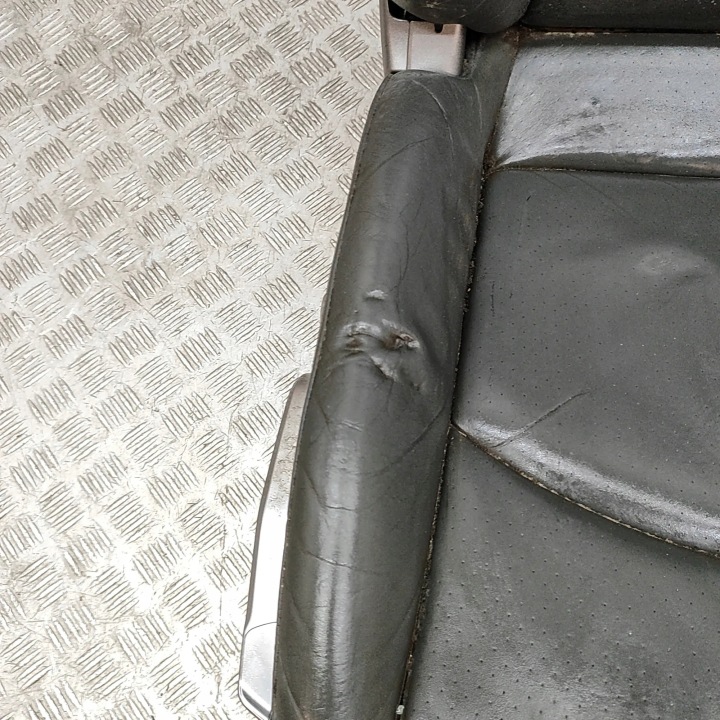 SIÈGE AVANT DROIT PORSCHE BOXSTER (987) 99752132900 34291339 2.7L 176KW