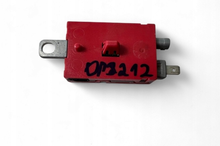 AMPLIFICATEUR D'ANTENNE VOLVO V60 7CP118C847PA 2016
