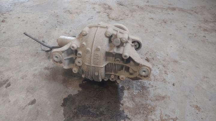 JEEP GRAND CHEROKEE WK2 11-21R PONT ARRIÈRE 3.45 AVEC BLOCAGE