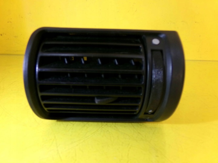 GRILLE CONDUIT D'AIR GAUCHE AVANT AUDI A4 B5 8D1820901 NR243