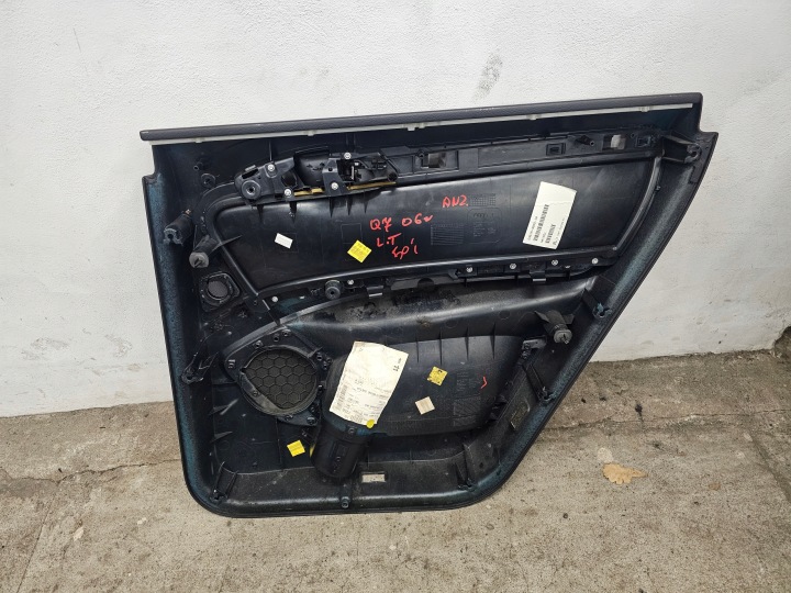 AUDI Q7 4L 06R COLLECTEUR GARNITURE PORTES GAUCHE ARRIÈRE 4L0867305A 4L0867305B
