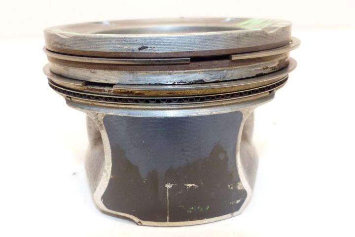 MERCEDES GLC 250 X253 W205 C200 C250 2.0 CGI M274 PISTON PIVOT