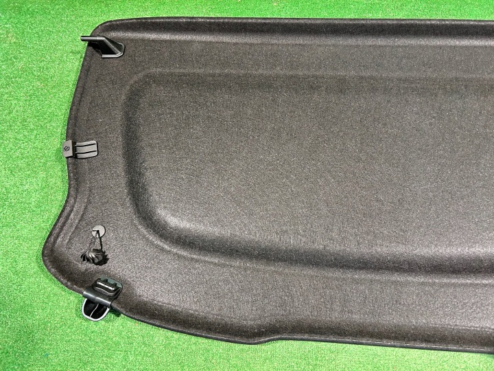MERCEDES B-KLASA W247 ÉTAGÈRE COUVERCLES DE COFFRE ARRIÈRE ARRIÈRE A2476901601