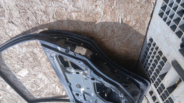 PORTES DROIT ARRIÈRE DAIHATSU CUORE 99R