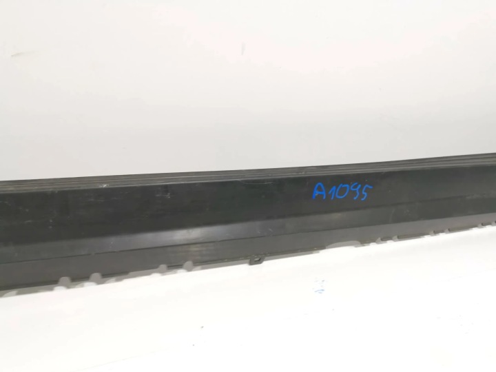 MOULURE SEUIL GAUCHE AUDI A4 ALLROAD LIFT 8W9 B9 UNIVERSEL 19- ORIGINAL