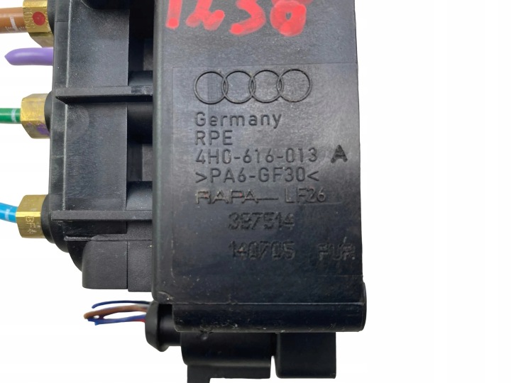 MODULE SUSPENSIONS PNEUAATYCZNEGO AUDI 4H0616013 2012