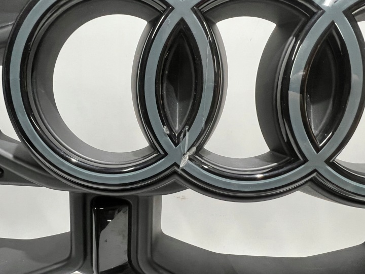 GRILLE CALANDRE MERCEDES AUDI Q8 4M8853651 LIFT