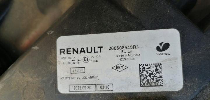 PROJECTEUR GAUCHE DACIA SANDERO 3 STEPWAY JOGGER LOGAN 3 260608545R 2021-