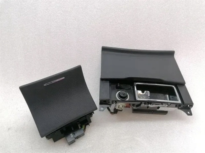 MERCEDES S-CLASS W221 ASHTRAY SET A2216802550