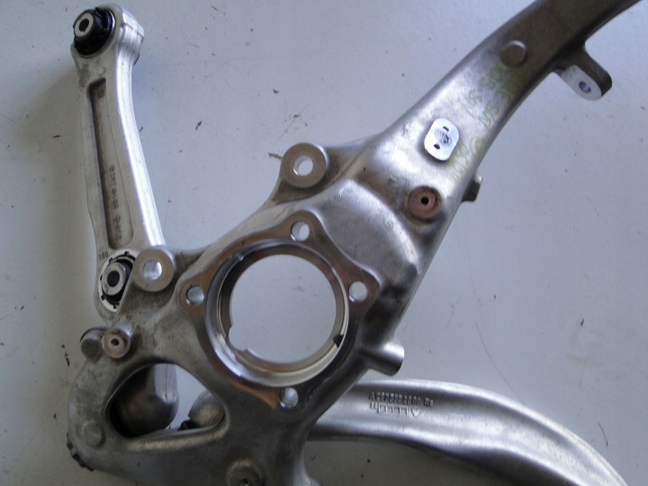 MERCEDES EQE 295 ROTULE DE DIRECTION AVANT DROITE A2953320400 A2950400 W295 BERLINE