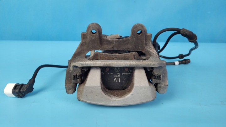 MERCEDES EQE W295 350+ 23R ÉTRIER DE FREIN DE FREIN DROIT ARRIÈRE A009A689