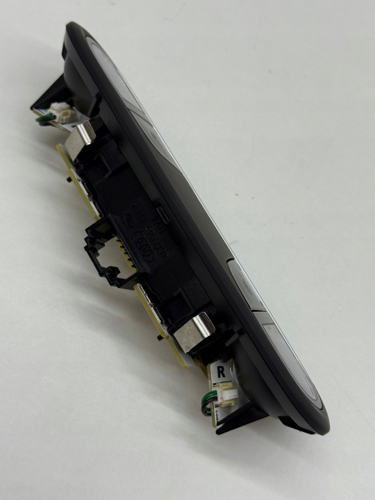 AUDI A7 S7 A6 S6 C7 PHARE AMPOULE PLAFONNIERS ÉCLAIRAGE CABINES NOIRE
