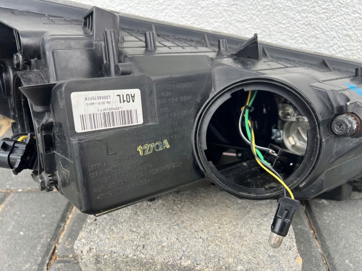 AVANT CÔTÉ GAUCHE PROJECTEUR KIA CEED 92101A2010