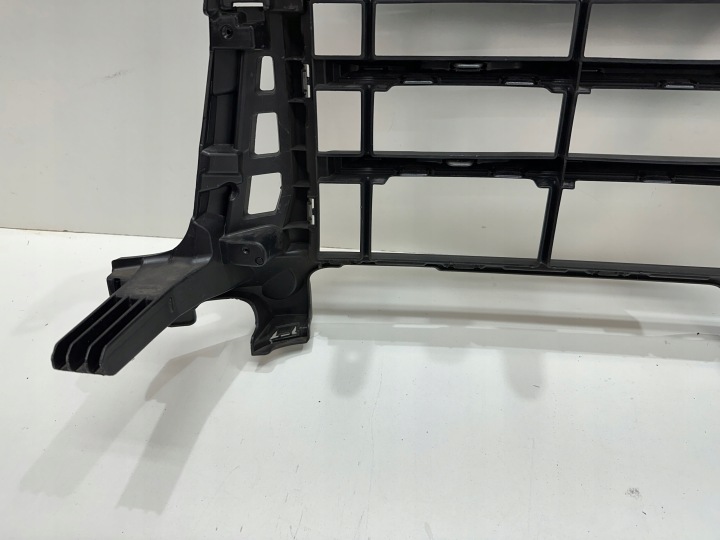 GRILLE CENTRALE PARE-CHOCS AVANT PORSCHE CAYENNE III LIFT 23- 9Y0807683