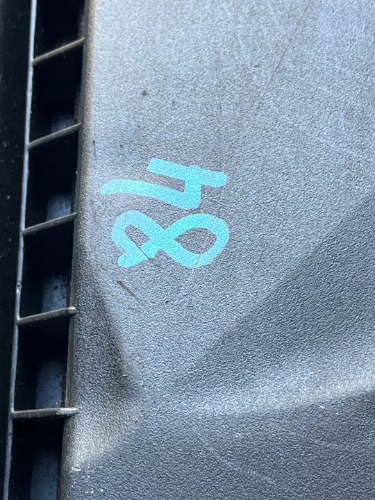 85 MERCEDES W218 CLS 3.5I CHÂSSIS FILTRE AIR FILTRE A2760940004