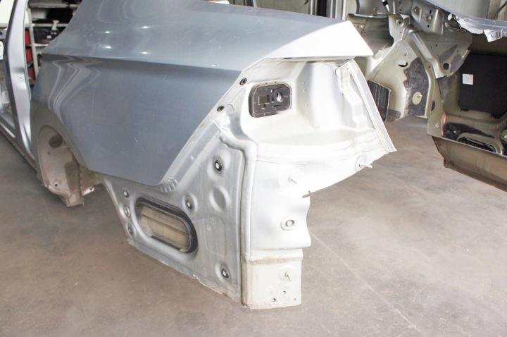 RN141 VW PASSAT B8 VIII QUART AILE DROIT ARRIÈRE REFLEX SILVER METALLIC