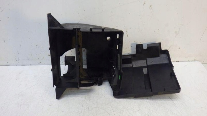 COUVERCLE BOÎTES FUSIBLES OPEL VIVARO FURGON (F7) 8200046403 1.87L