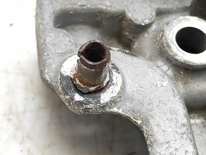 GAUCHE POIGNÉE MOTEUR PEUGEOT 2008 II 9672950980 1.56L DIESEL 2016