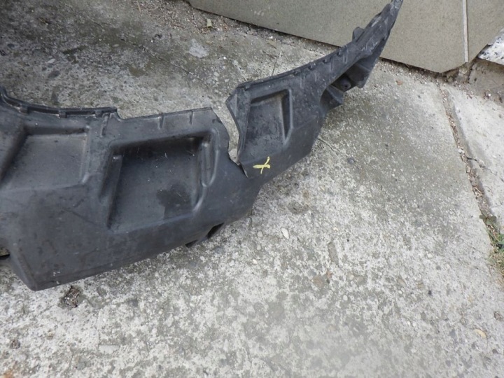 RENAULT FLUENCE LIFT 12- GRILLE CALANDRE RENFORCEMENT CHÂSSIS