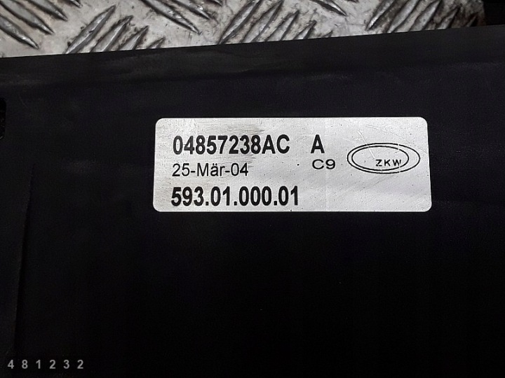 2002 CHRYSLER GRAND VOYAGER LANTERNE ANTIBUÉE 04857238AC