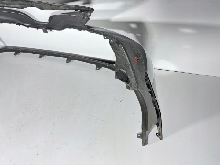 TOYOTA CAMRY 8 VIII 18- PARE-CHOCS AVANT AVANT 52119-33A50LE ENTIER