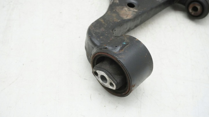 BRAS DE SUSPENSION GAUCHE AVANT AVANT CHEVROLET TRAX MOKKA A