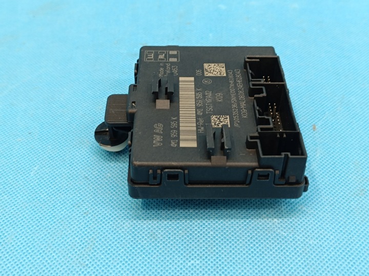 AUDI A6 C8 LIFT AVANT 2,0 TDI 150KW 2025 R MODULE PORTES DROIT ARRIÈRE 4M1959595K