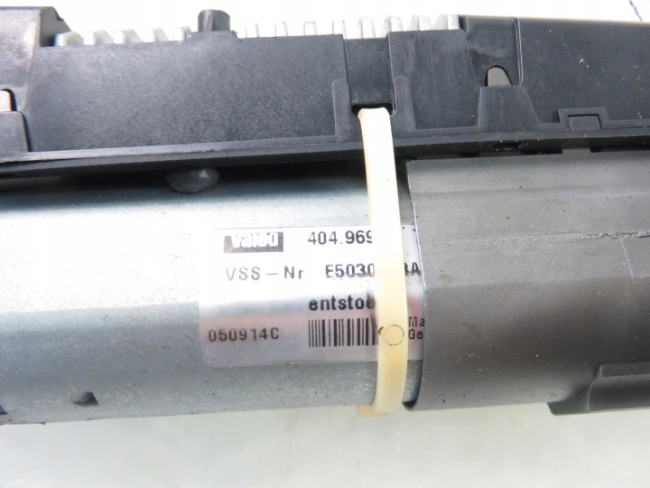 CHARNIÈRE COUVERCLES DE COFFRE AUDI Q7 4L0827299B