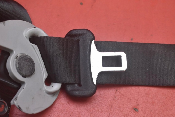CEINTURE DE SÉCURITÉ GAUCHE ARRIÈRE TENDEUR 89810-D7000 HYUNDAI TUCSON 3 III 15-20