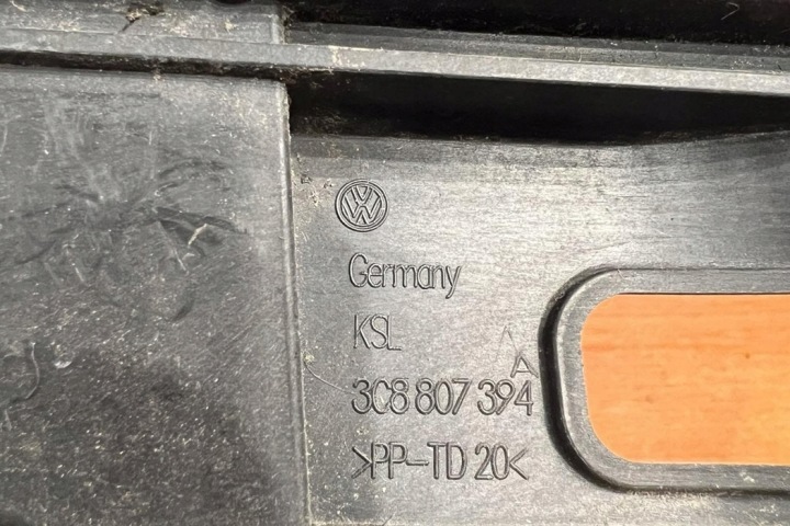 AUTRE PIÈCES VW PASSAT CC (357) 308807394 DIESEL 2010