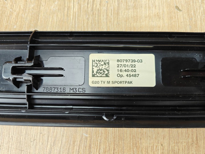 ORIGINE MOULURE REVÊTEMENT SEUIL AVANT MODULE BMW G26 G20 8079739 26KM