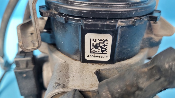 MERCEDES EQE W295 350+ 23R ÉTRIER DE FREIN DE FREIN DROIT ARRIÈRE A009A689