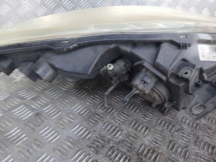 RENAULT OE 26 06 086 82R PROJECTEUR