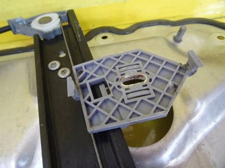 ÉLÉVATEUR VITRE DROIT ARRIÈRE AUDI A8 D3 4E0959802A 4D0910802 NR208