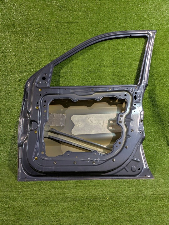 PORTES AVANT DROIT DROIT AVANT JEEP GRAND CHEROKEE WK2 10- NR.4167