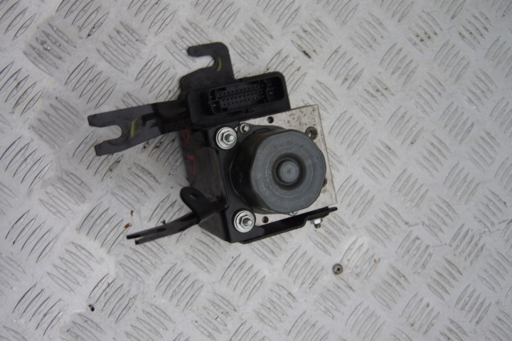 POMPE CONTRÔLEUR ABS ESP DACIA DUSTER I LIFT 476608845R